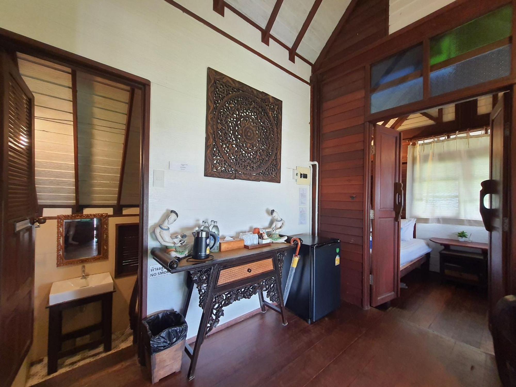Baan Thong Ching Resort Khanom Exterior foto